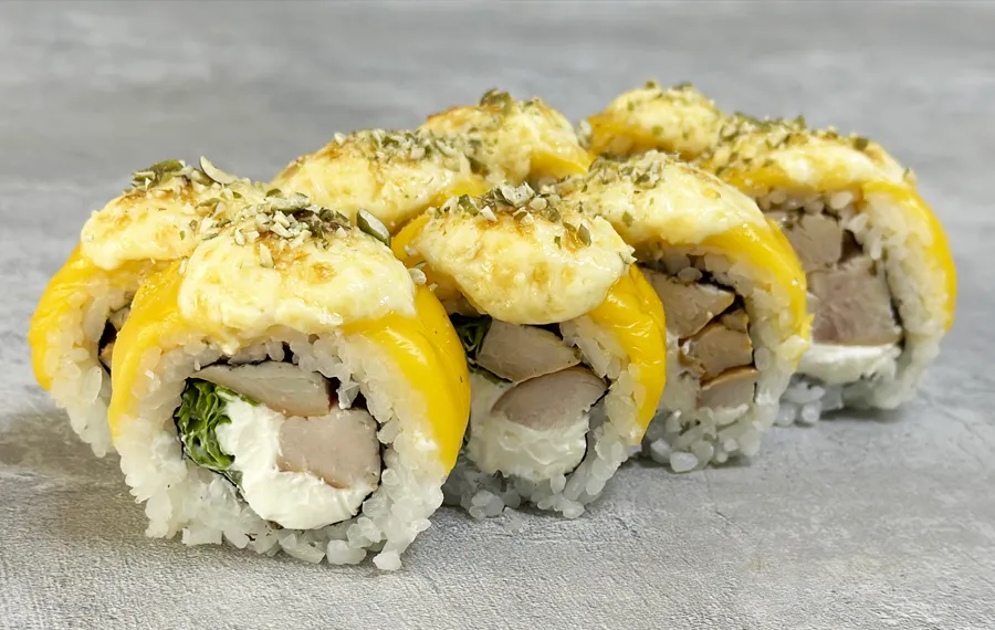 Запеченный с курицей и чеддером