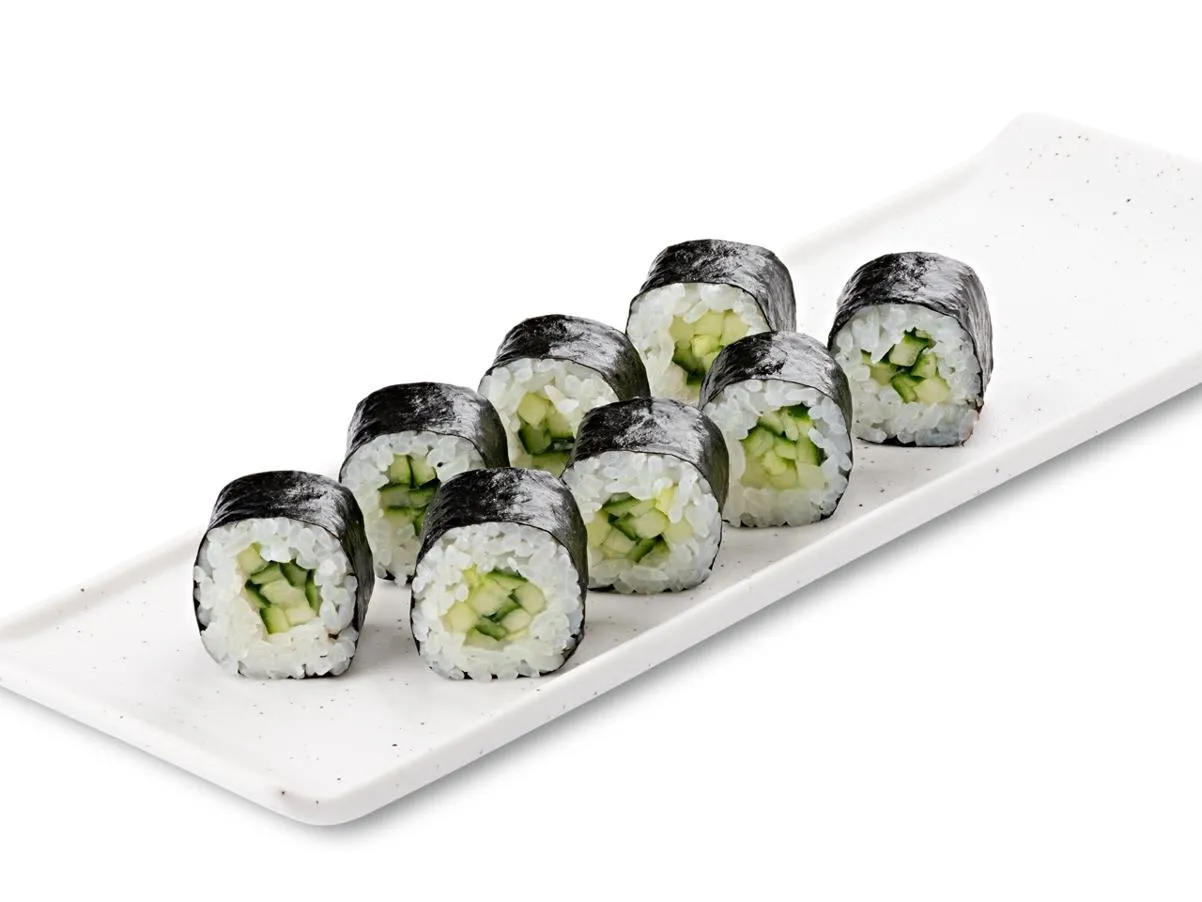 Нори маки с огурцом